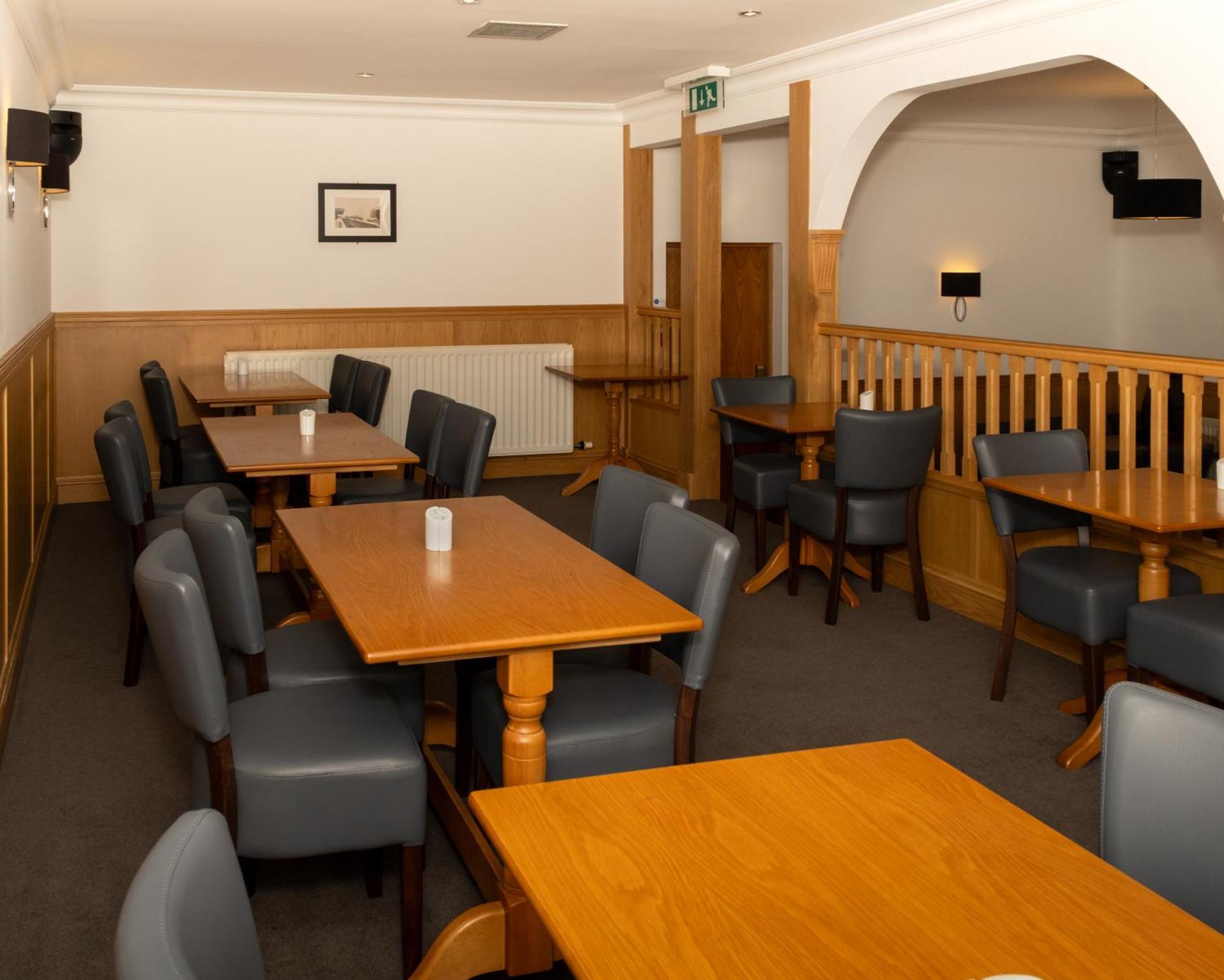 Station Hotel Ellon Exterior foto