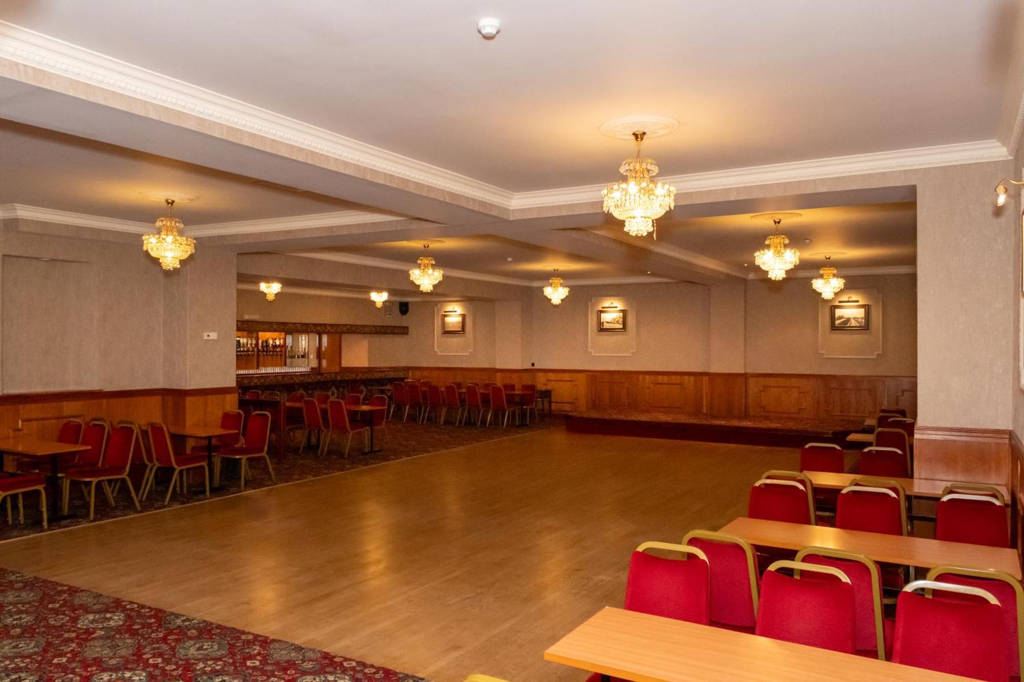 Station Hotel Ellon Exterior foto
