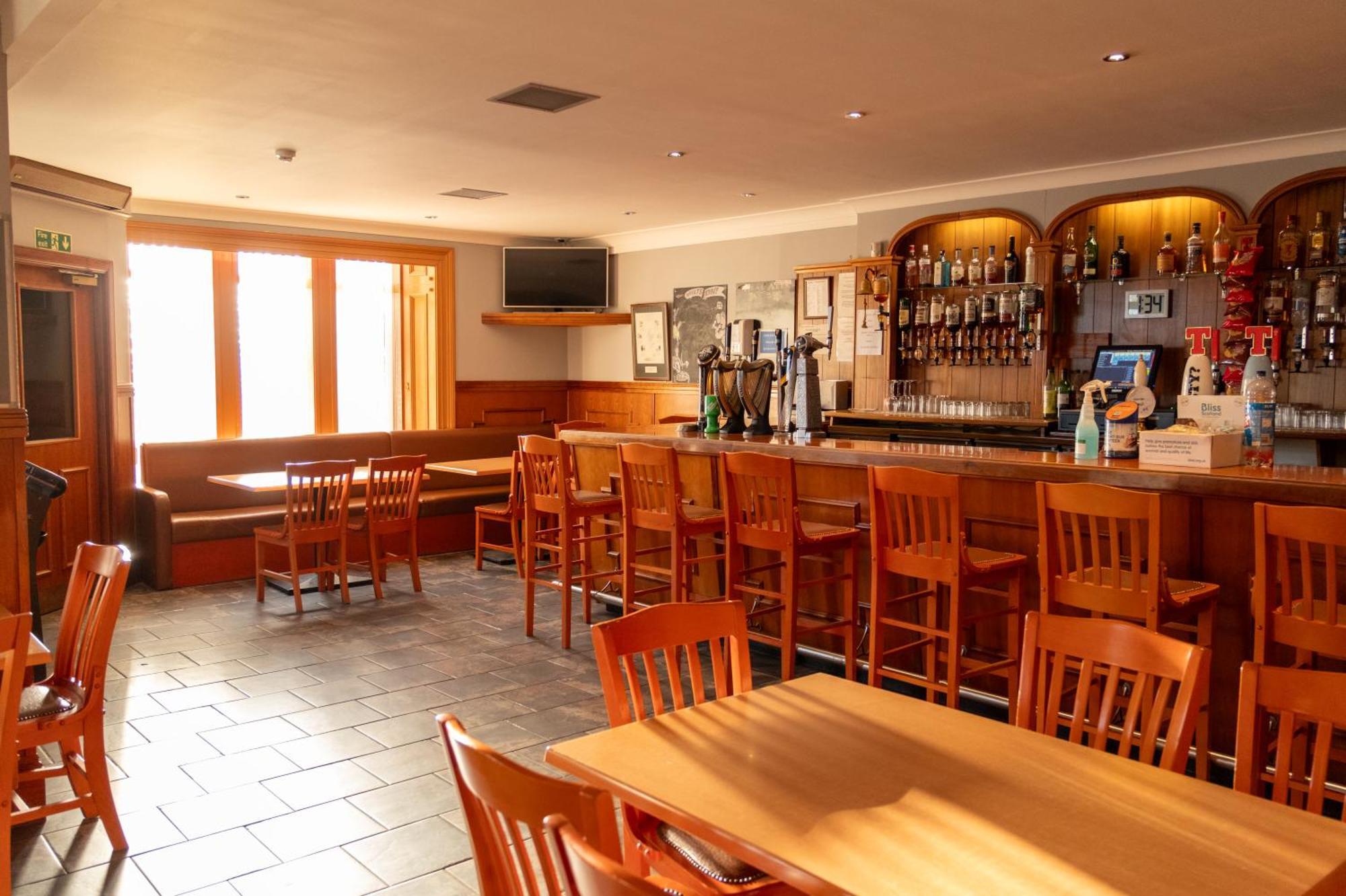 Station Hotel Ellon Exterior foto